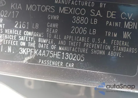 2017 Kia Forte Lx z USA, uszkodzony, nr VIN 3KPFK4A75HE130205